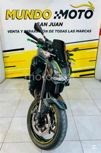 Kawasaki Z900 – Vista 3