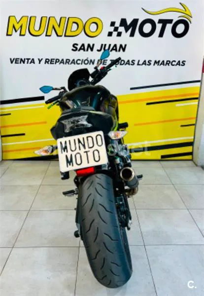 Kawasaki Z900 – Vista 7