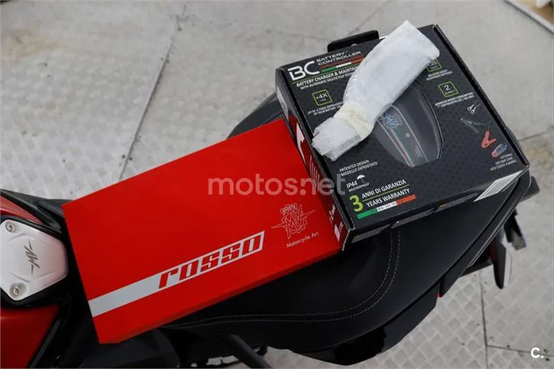 MV Agusta Dragster 800 – Vista 16