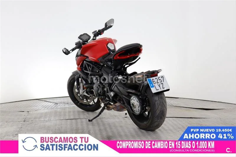 MV Agusta Dragster 800 – Vista 5