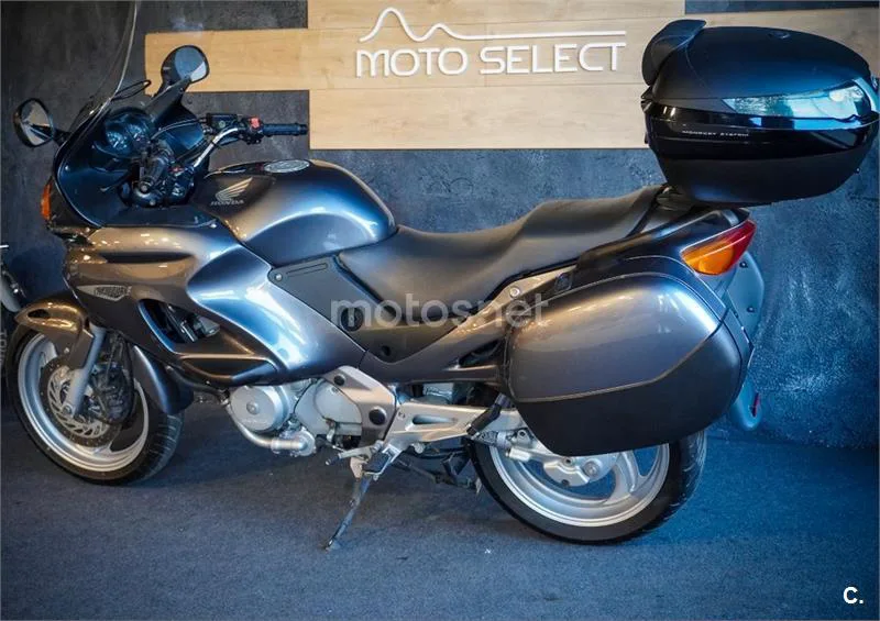Honda NT 650 V Deauville – Vista 13