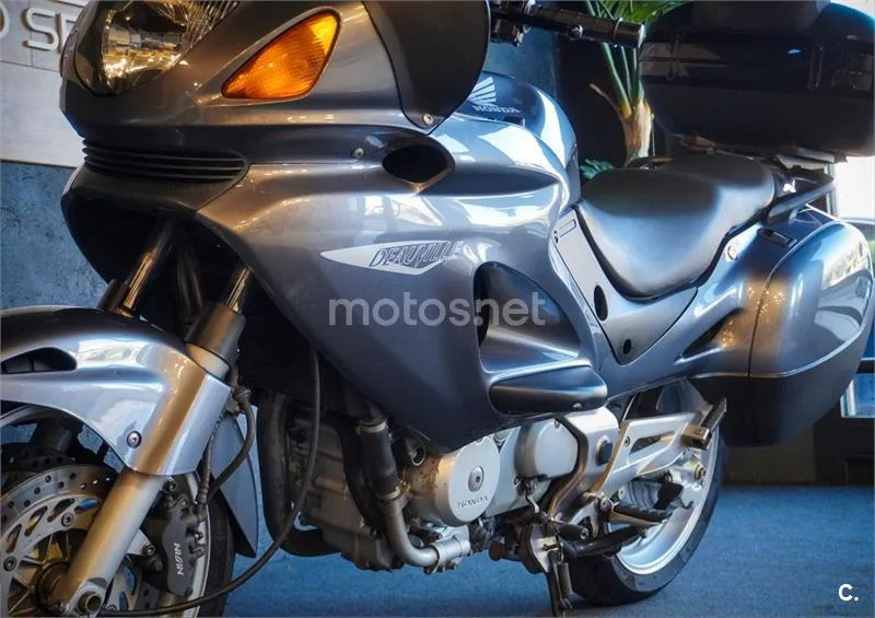 Honda NT 650 V Deauville – Vista 21