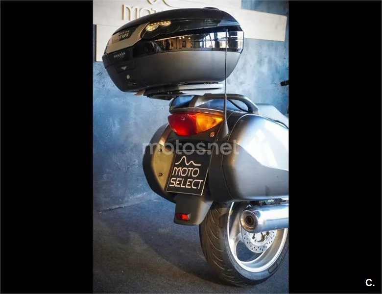 Honda NT 650 V Deauville – Vista 8