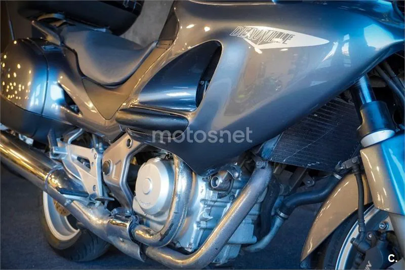 Honda NT 650 V Deauville – Vista 9