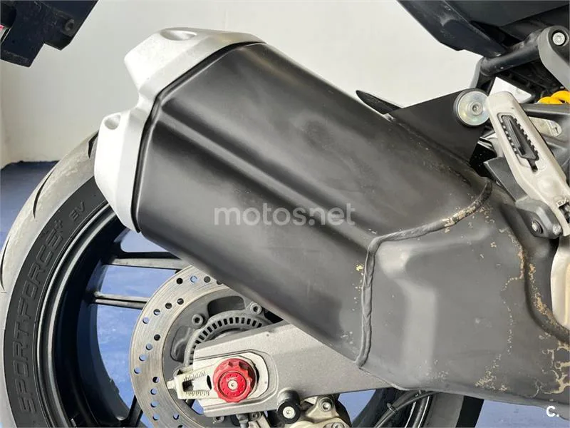 Ducati Monster 821 – Vista 11