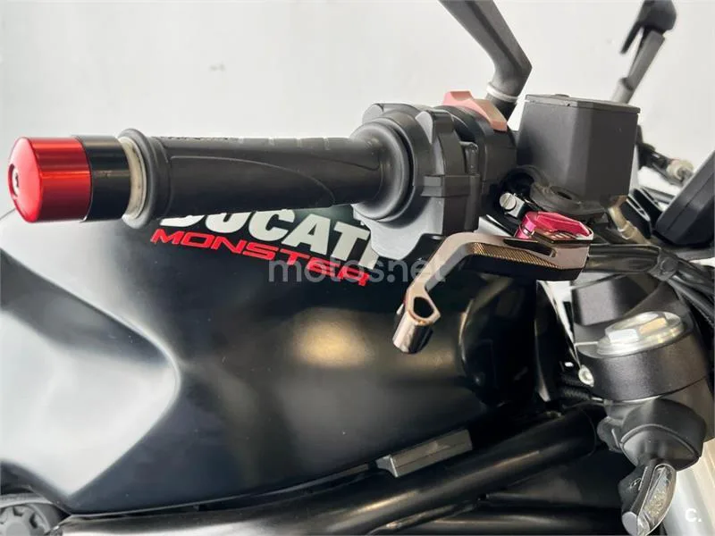 Ducati Monster 821 – Vista 19