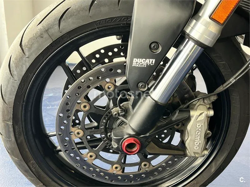 Ducati Monster 821 – Vista 28