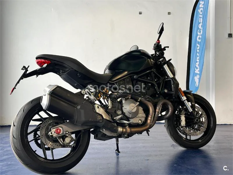 Ducati Monster 821 – Vista 5