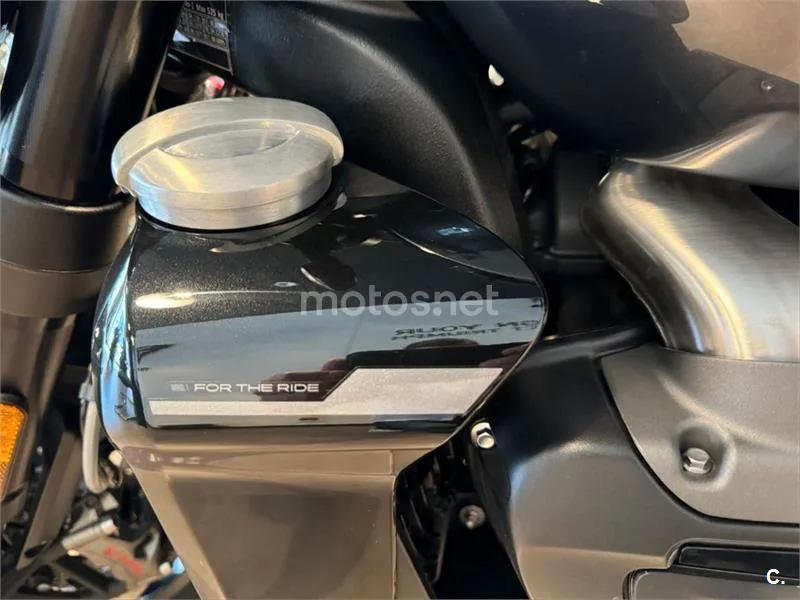 Triumph Rocket 3 – Vista 13
