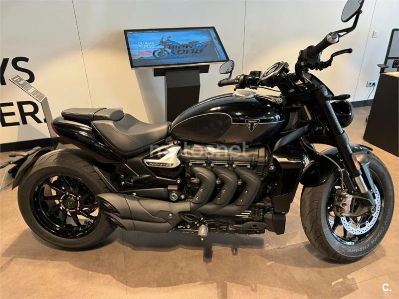 Triumph Rocket 3 – Vista 3