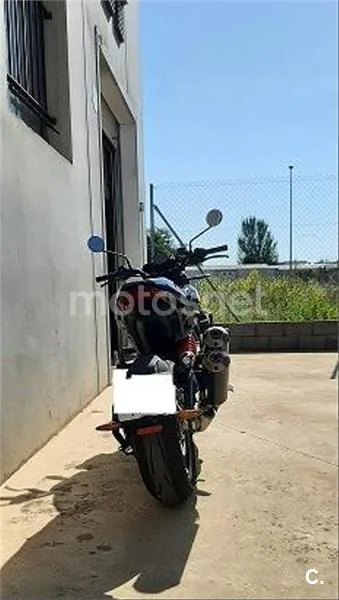 Indian FTR 1200 – Vista 6