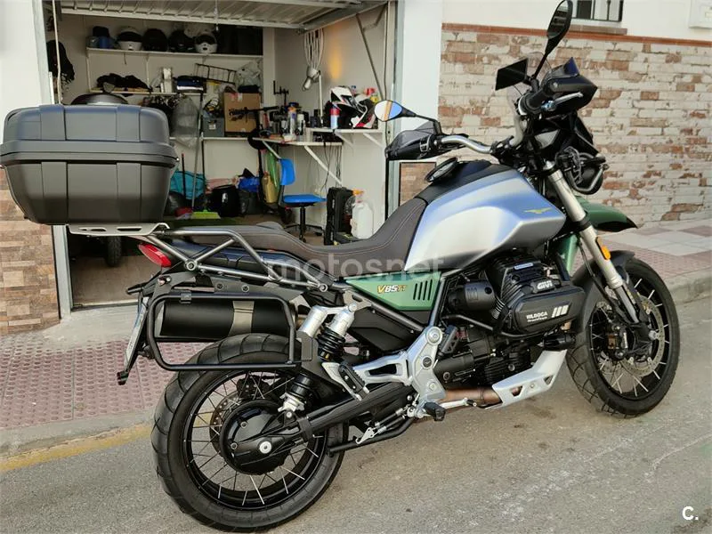 Moto Guzzi V 85 TT – Vista 23