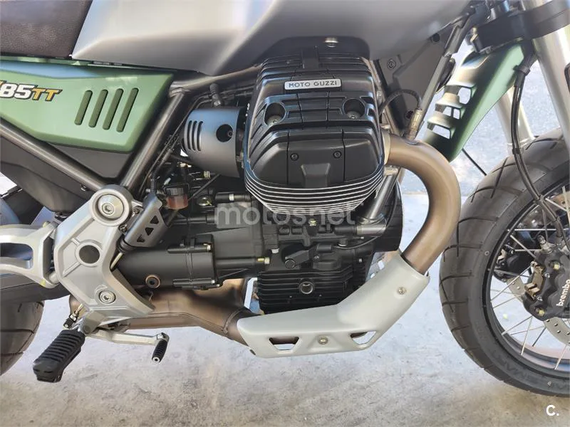 Moto Guzzi V 85 TT – Vista 10