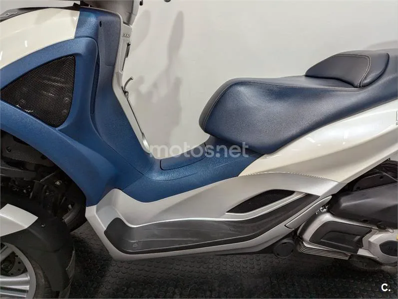 Piaggio MP3 – Vista 3