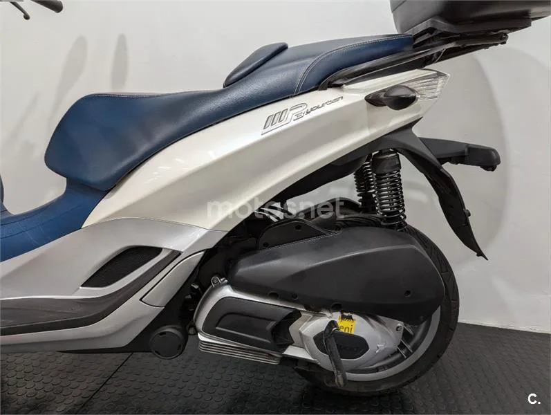 Piaggio MP3 – Vista 4