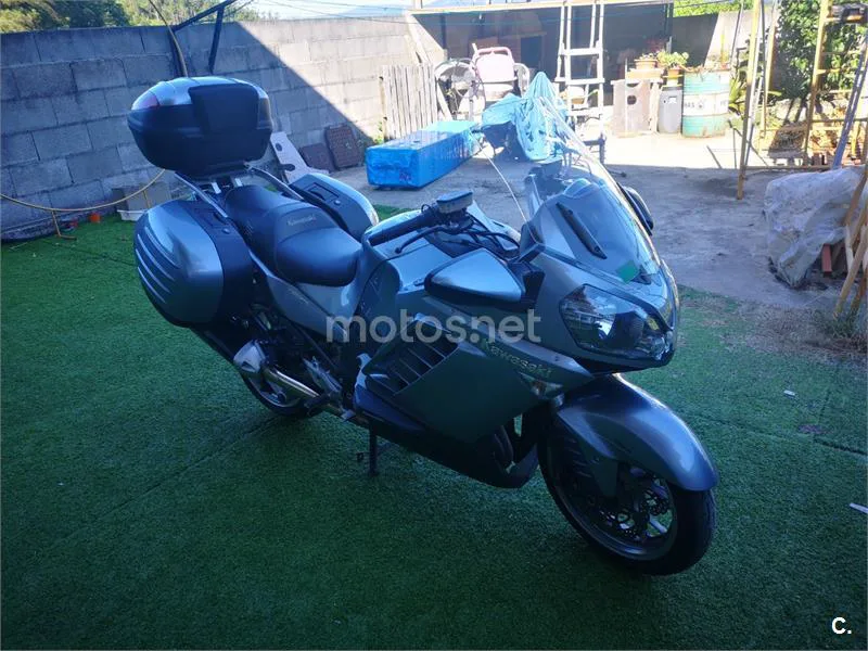 Kawasaki GTR 1400 – Vista 5