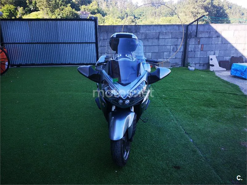 Kawasaki GTR 1400 – Vista 7