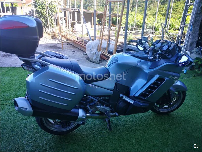 Kawasaki GTR 1400 – Vista 8