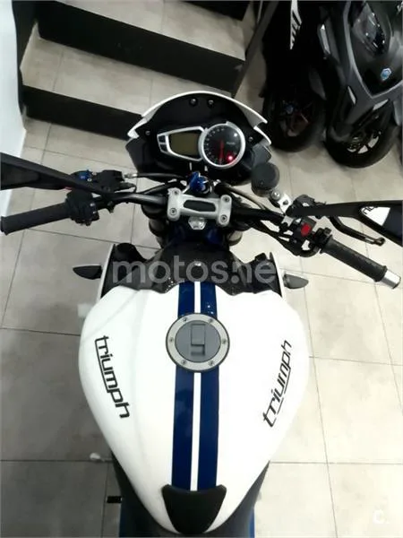Triumph Speed Triple – Vista 7