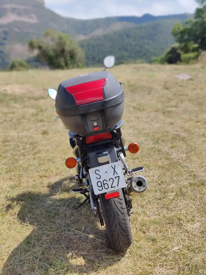 Suzuki Bandit 400 - Vista 5