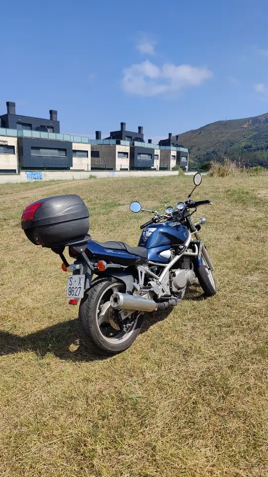 Suzuki Bandit 400 - Vista 7