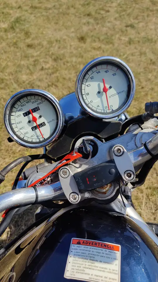 Suzuki Bandit 400 - Vista 10