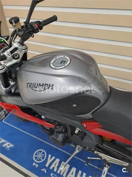 Triumph Street Triple 675 R - Vista 7