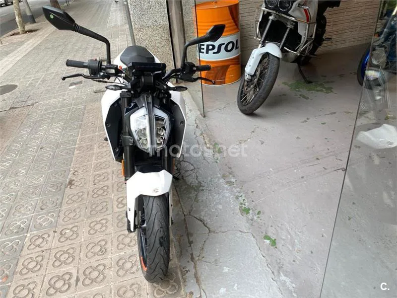 KTM 125 – Vista 4