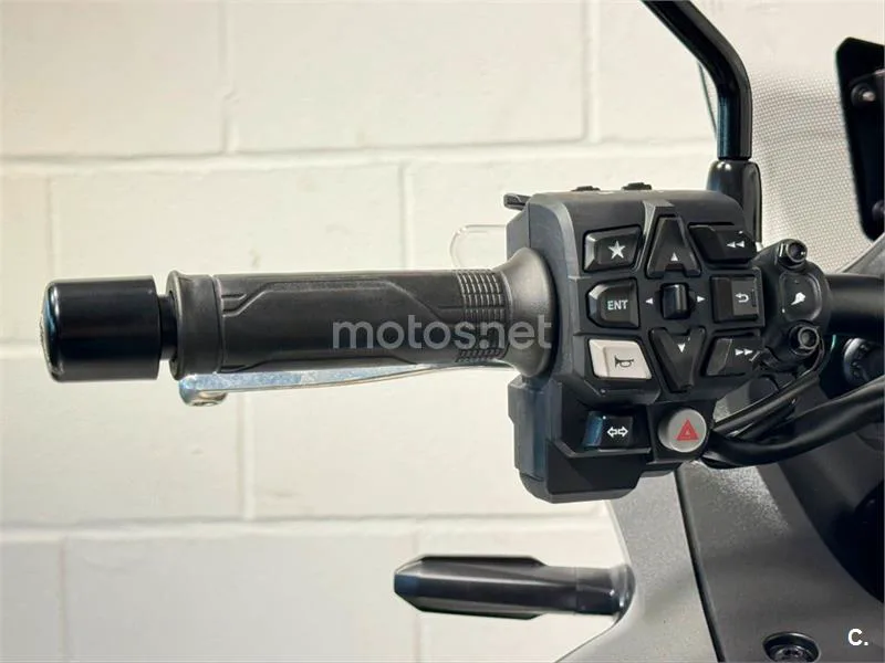 Honda NT1100 – Vista 5