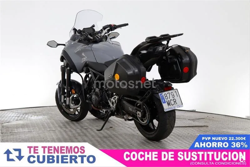 Yamaha Niken – Vista 8