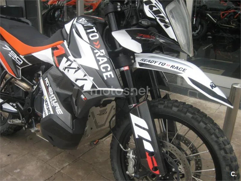 KTM 790 – Vista 14