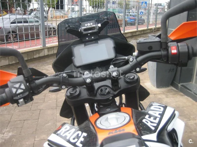 KTM 790 – Vista 16