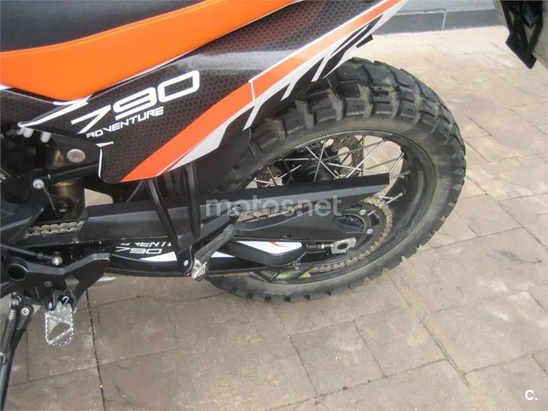 KTM 790 – Vista 9