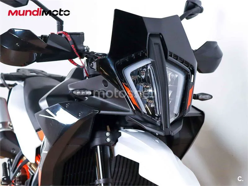 KTM 890 – Vista 5