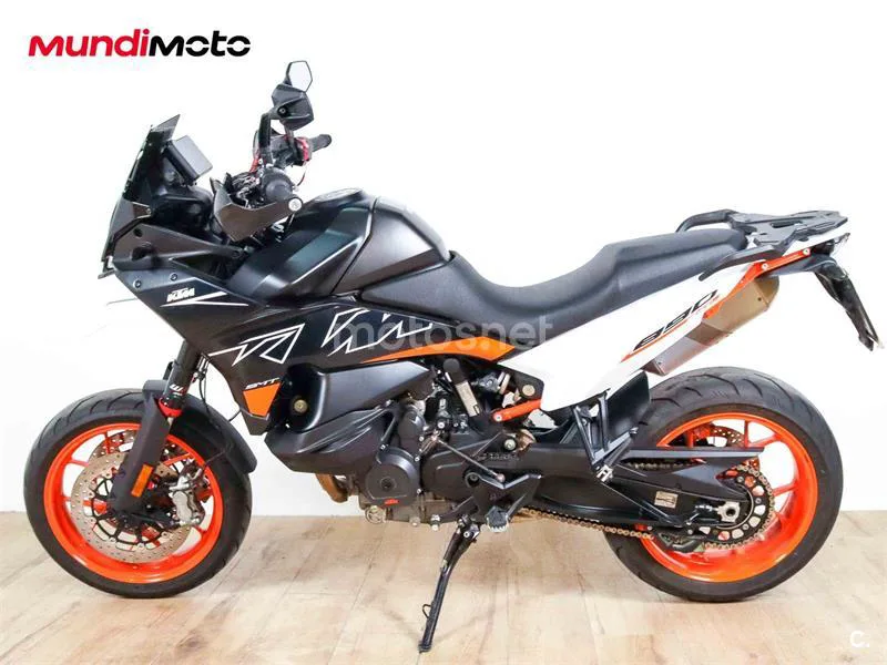 KTM 890 – Vista 6