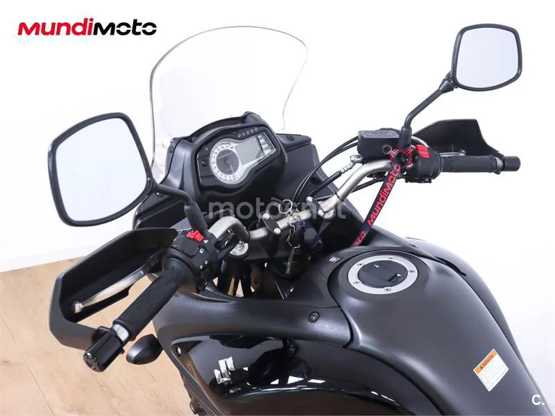 Suzuki V-Strom 650 – Vista 11