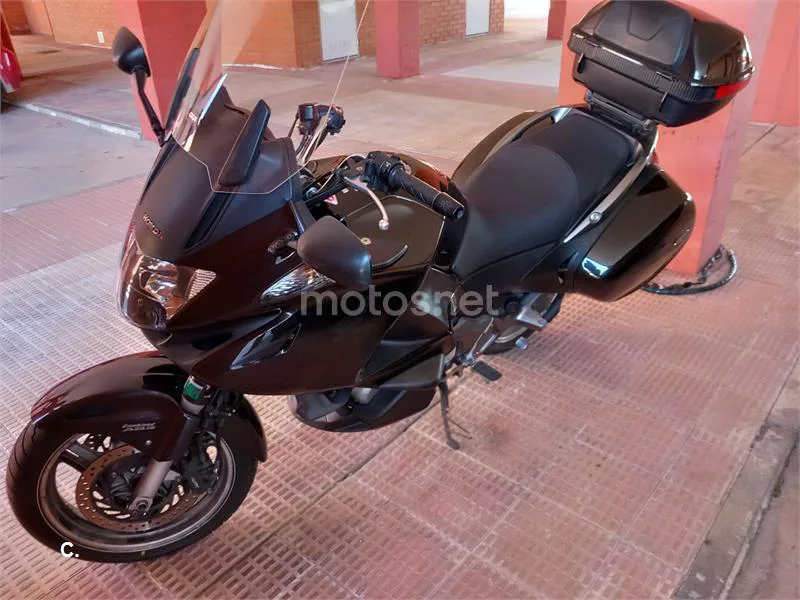 Honda NT 700 Deauville – Vista 6