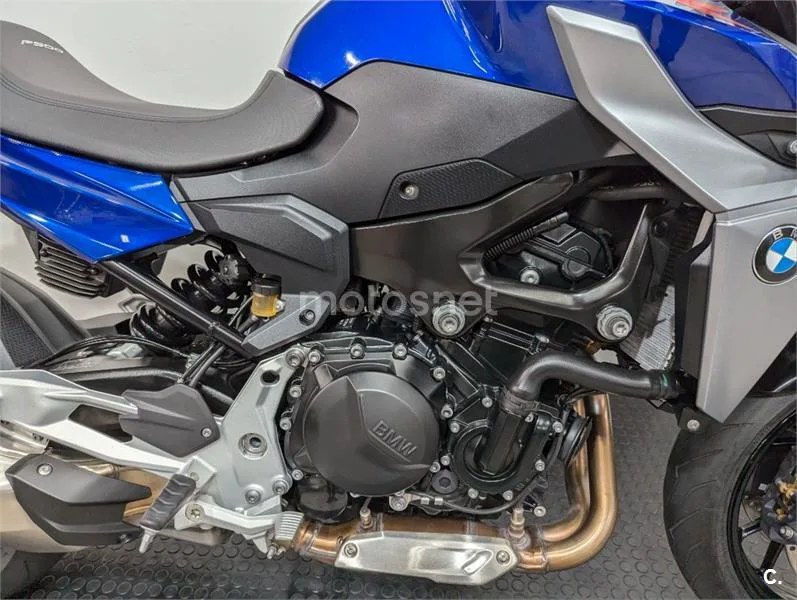 BMW F 900 R – Vista 7