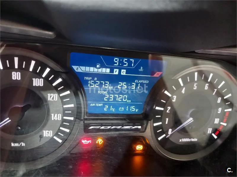 Honda Forza – Vista 4