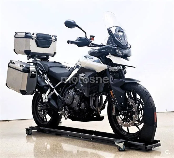 Triumph Tiger 900 – Vista 8