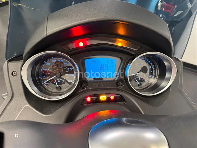 Piaggio MP3 – Vista 7