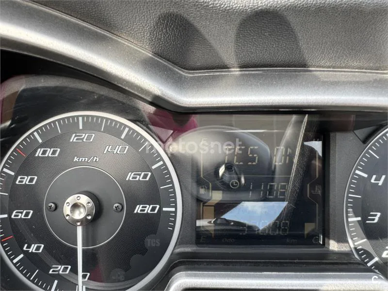 Yamaha XMAX 400 – Vista 10