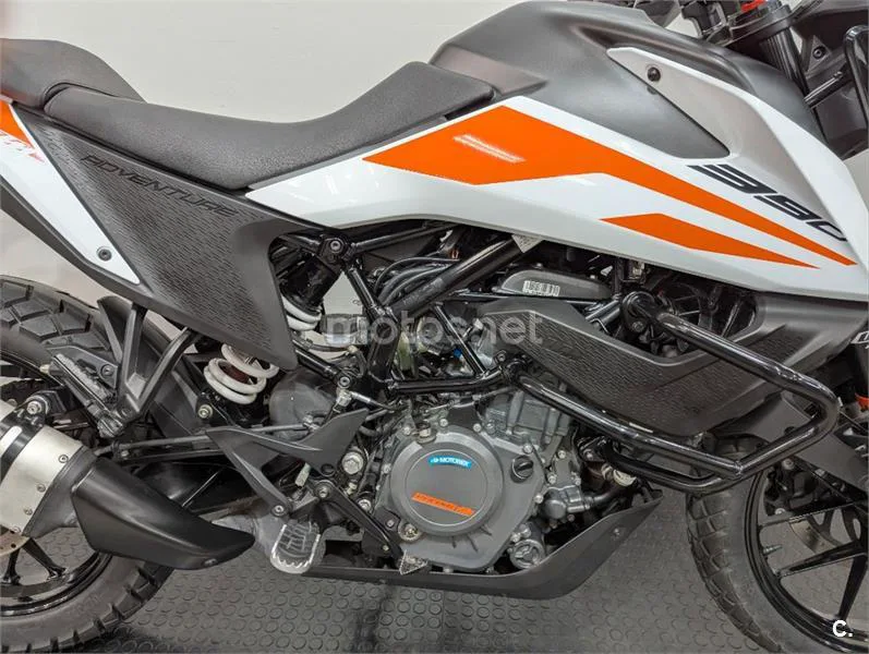 KTM 390 – Vista 7