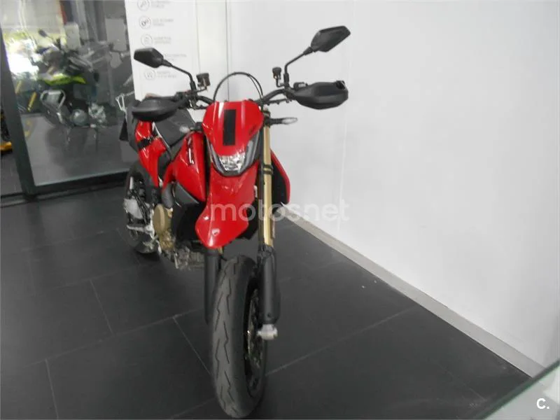 Ducati Hypermotard 698 Mono – Vista 3