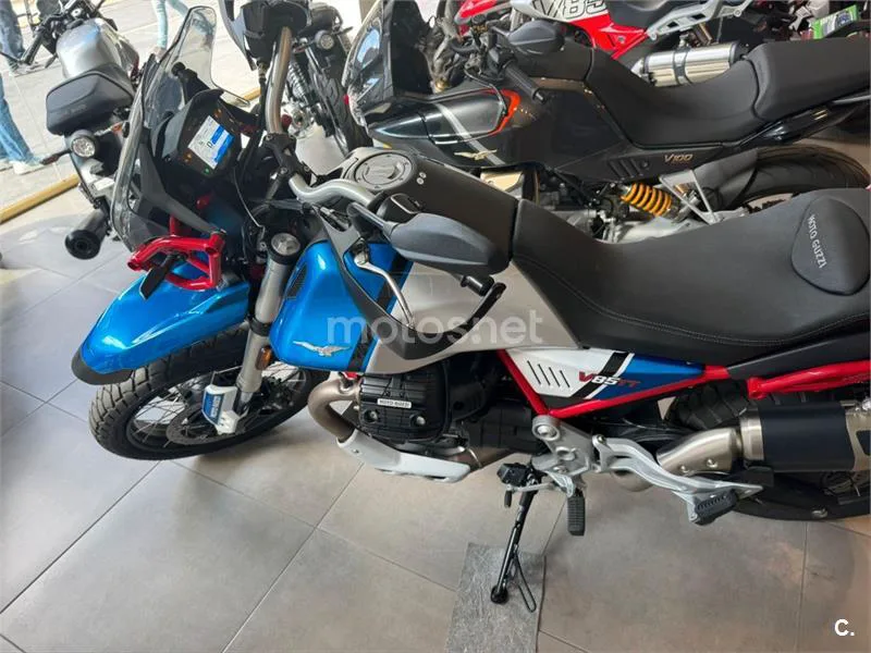 Moto Guzzi V85 TT – Vista 4