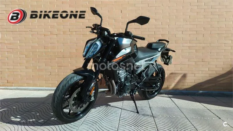 KTM 790 – Vista 3