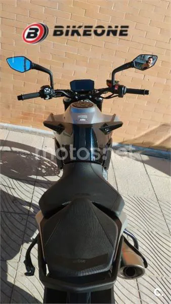 KTM 790 – Vista 7