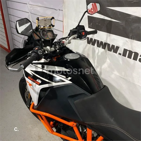 KTM 1090 Adventure – Vista 11
