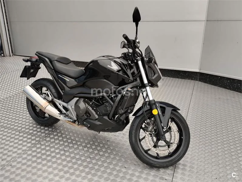 Honda NC 750 – Vista 4