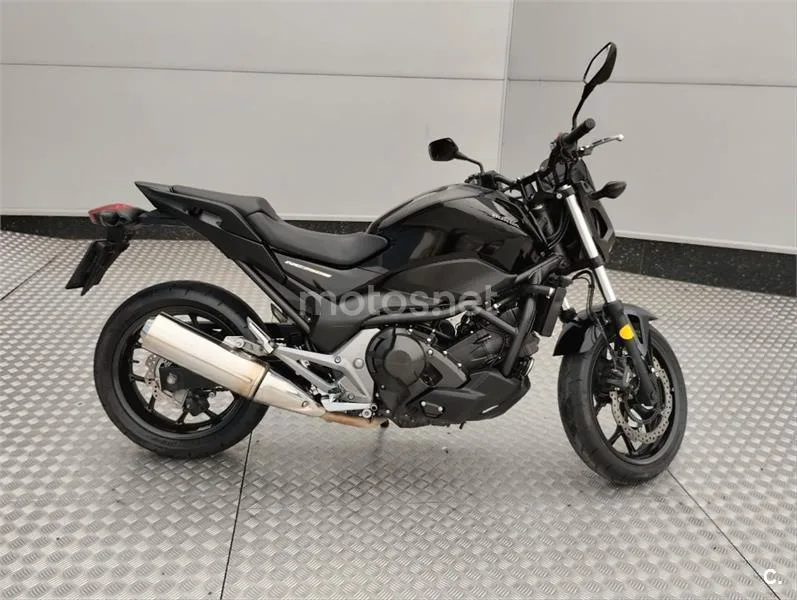 Honda NC 750 – Vista 5